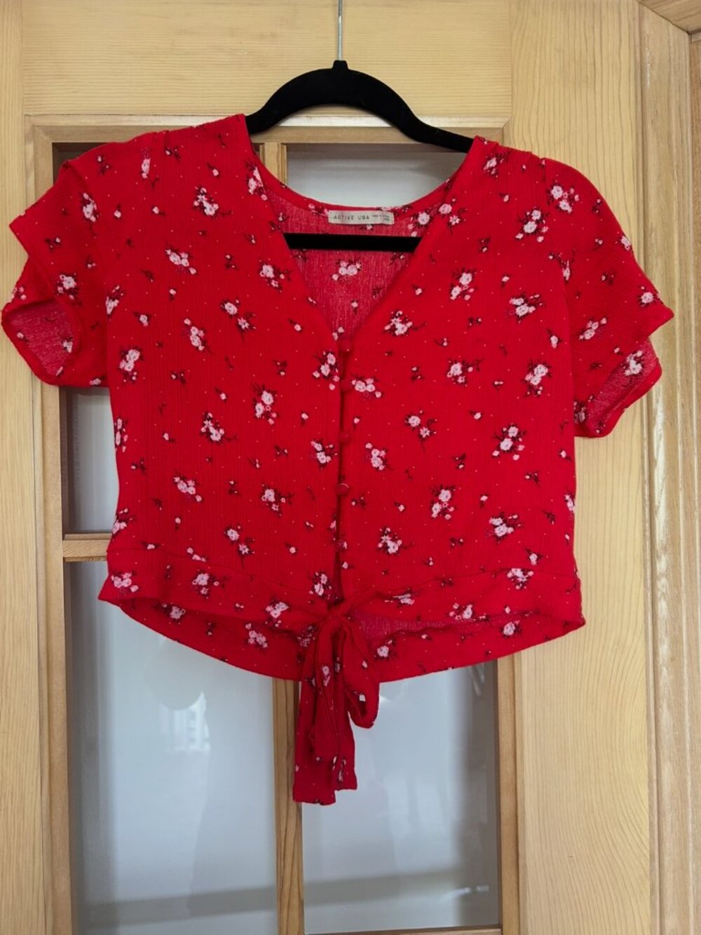 Red Floral Tie Front Crop Top Size Large